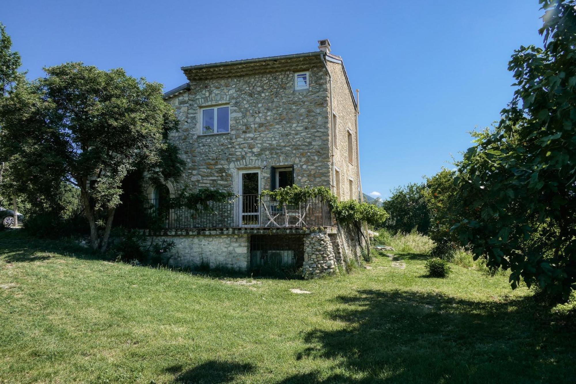 Вилла L'O De Vigne, Eden In Provence Ньон Экстерьер фото